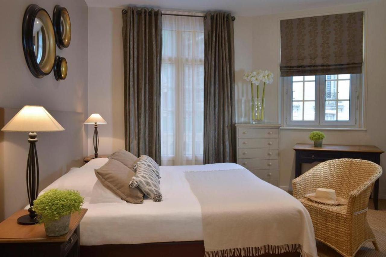Hotel Le Fer A Cheval Trouville-sur-Mer Bagian luar foto
