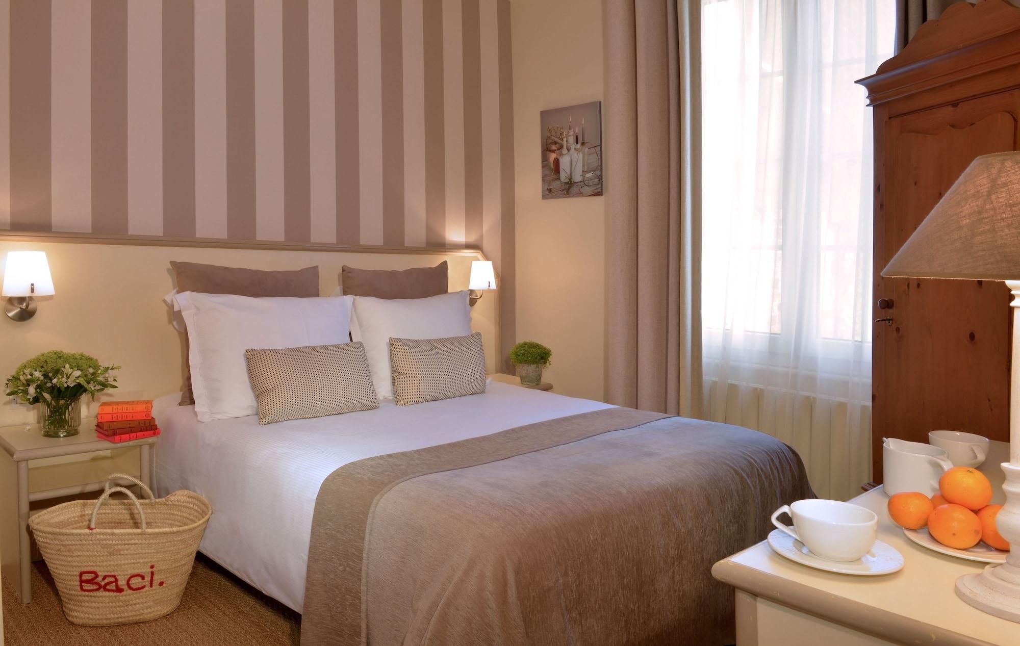 Hotel Le Fer A Cheval Trouville-sur-Mer Bagian luar foto
